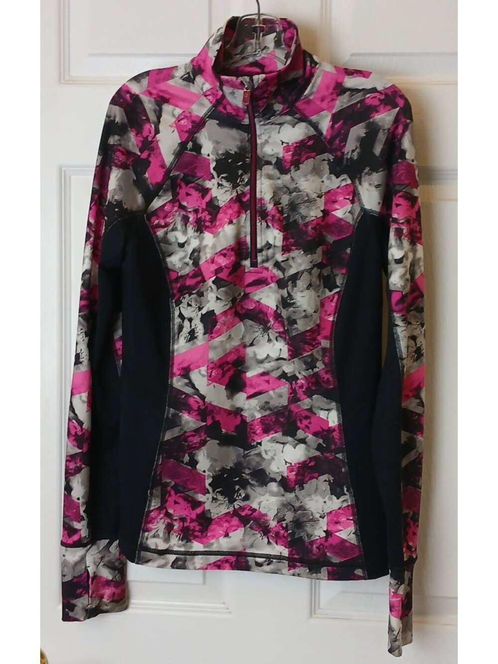 Tek Gear Drytek Womens Medium Long Sleeve1/4-Zip Top Pink/Black Abstract #D-36 - Picture 3 of 7